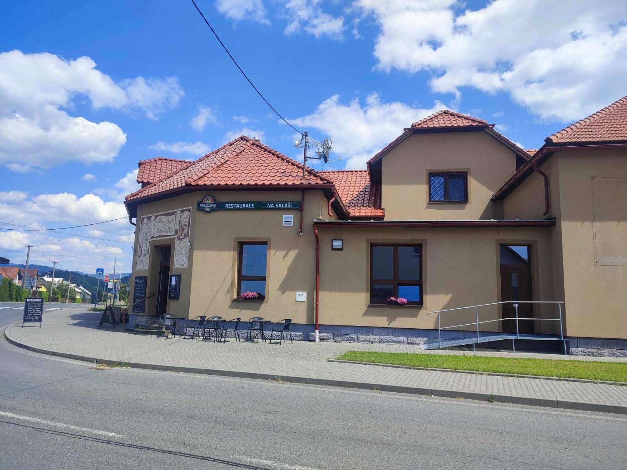 Penzion A Restaurace Na Salasi Hutisko Екстер'єр фото
