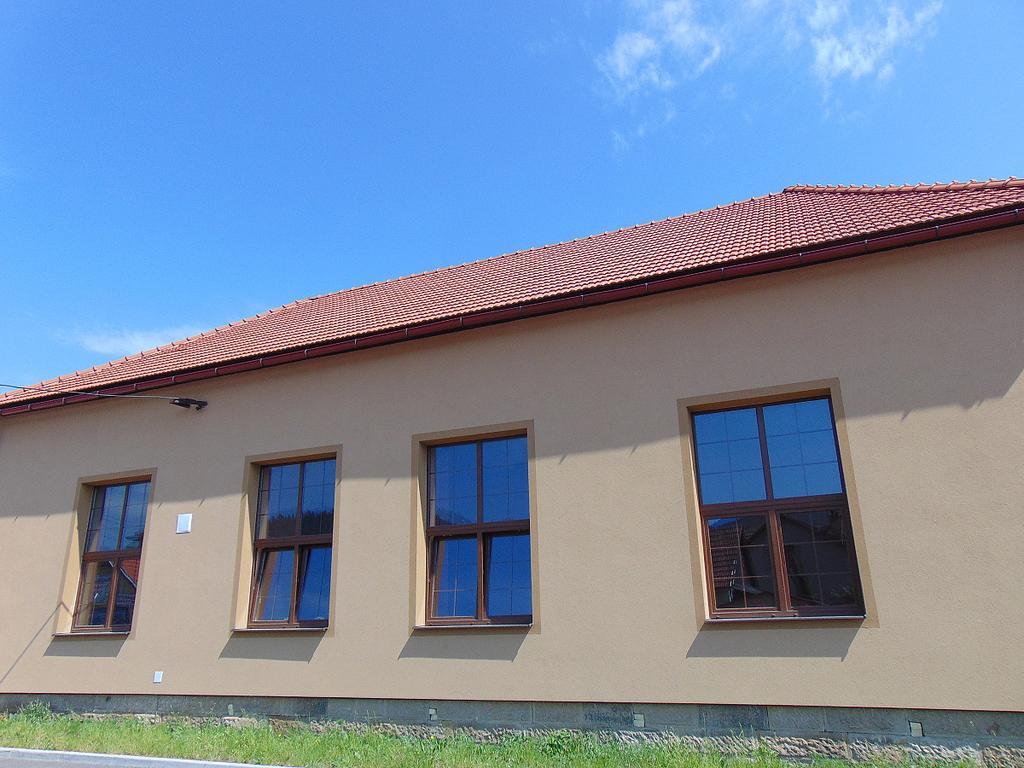 Penzion A Restaurace Na Salasi Hutisko Екстер'єр фото