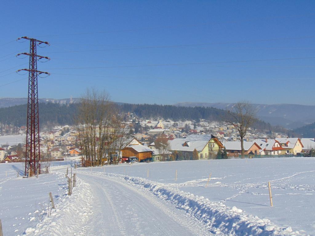Penzion A Restaurace Na Salasi Hutisko Екстер'єр фото