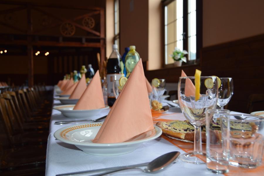 Penzion A Restaurace Na Salasi Hutisko Екстер'єр фото