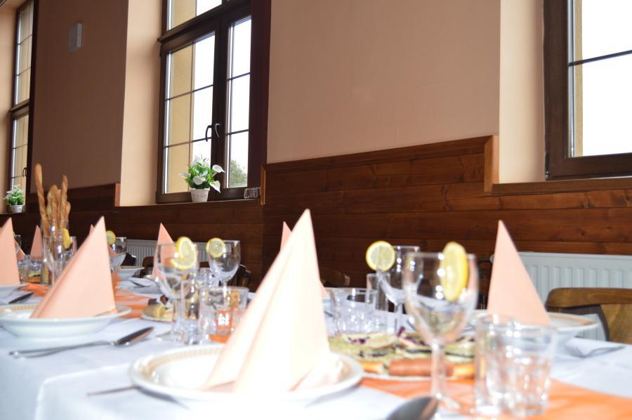Penzion A Restaurace Na Salasi Hutisko Екстер'єр фото
